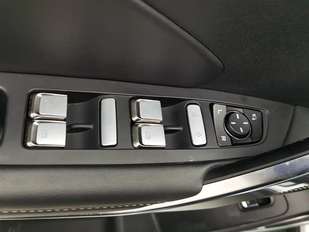 Geely Boyue 2020 1.8TD DCT PRO