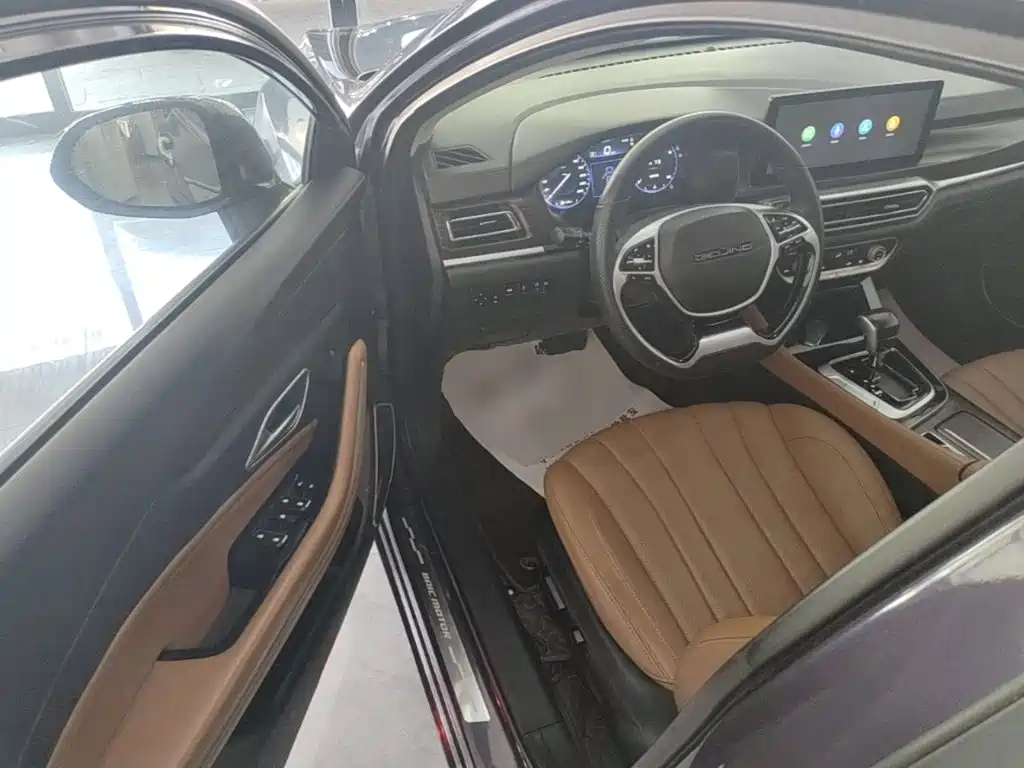 BAIC U7 — миниатюра 16