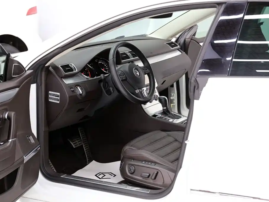 Volkswagen FAW - Passat CC CC 2016 2.0TSI