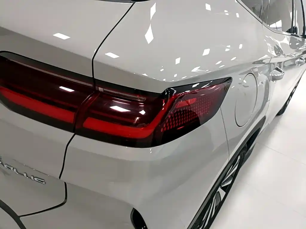 BYD PLUS New Energy — миниатюра 8