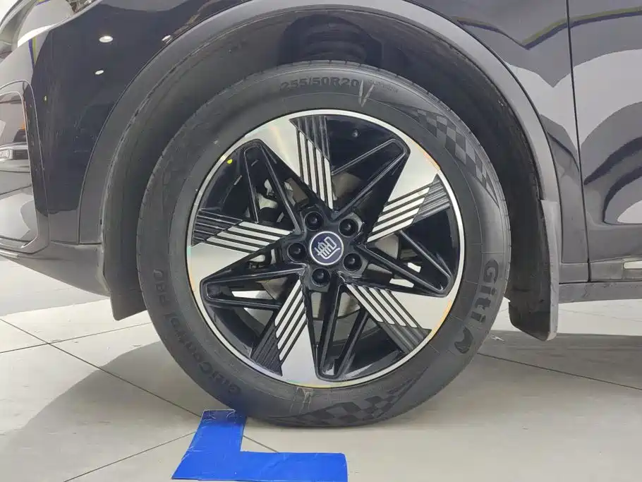 BYD Tang New Energy — миниатюра 6