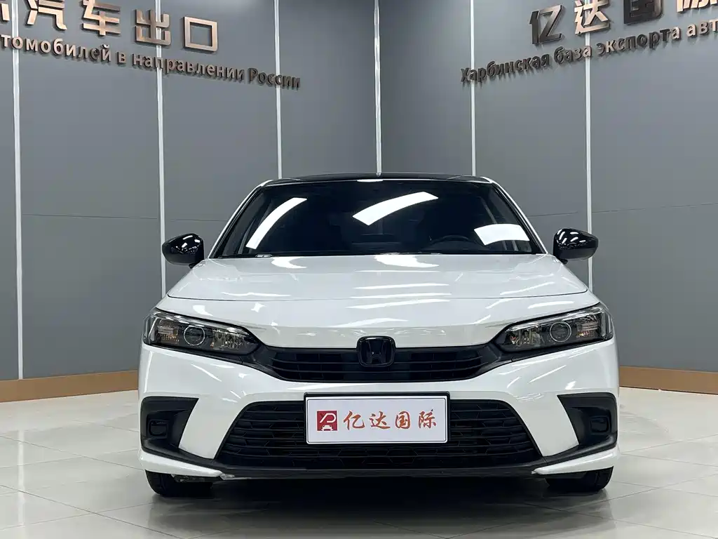Honda Civic 180TURBO CVT Fashion Engine Edition, фото 2