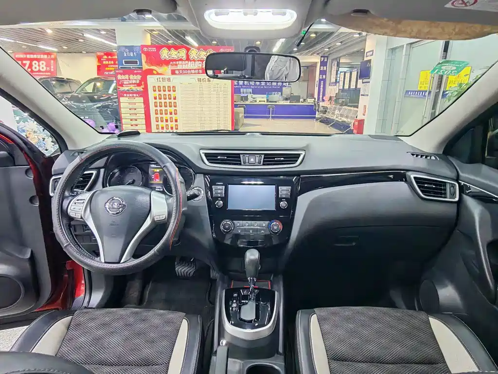Nissan Qashqai — миниатюра 10