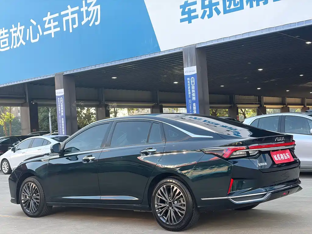 Dongfeng Aeolus Yixuan Max MAX 2021 1.5T