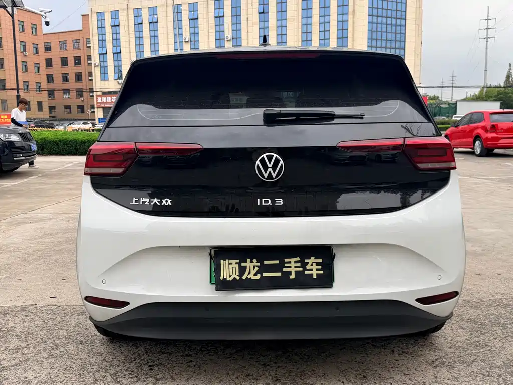 Volkswagen ID.3 — миниатюра 3