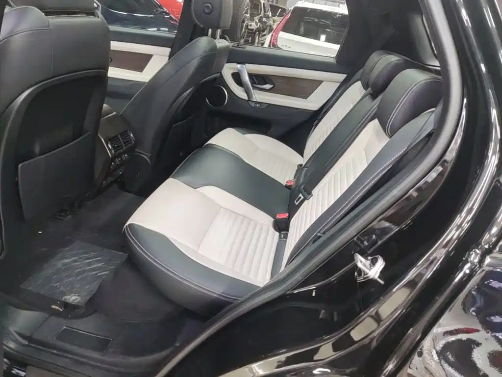 Land Rover Discovery Sport — миниатюра 17