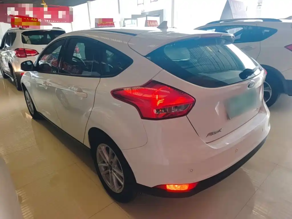 Ford Focus — миниатюра 5