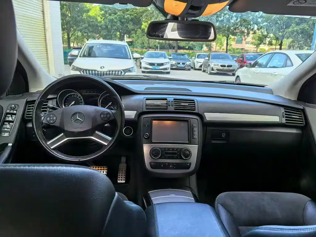 MERCEDES-BENZ R CLASS