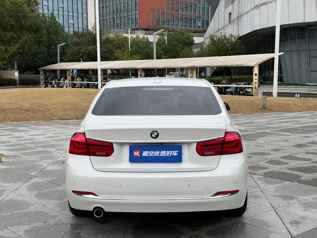 BMW 3 Series — миниатюра 20