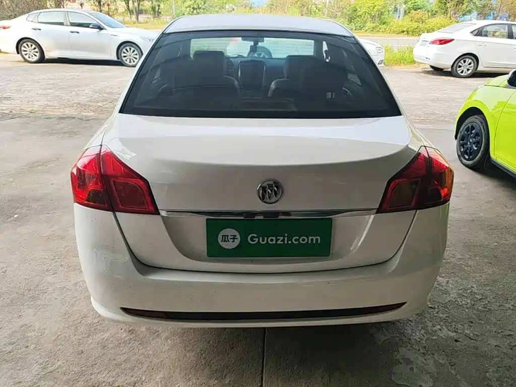 Buick Excelle — миниатюра 6