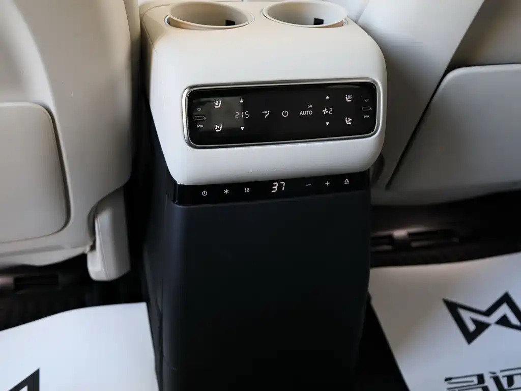 Li Auto Li L9 — миниатюра 15
