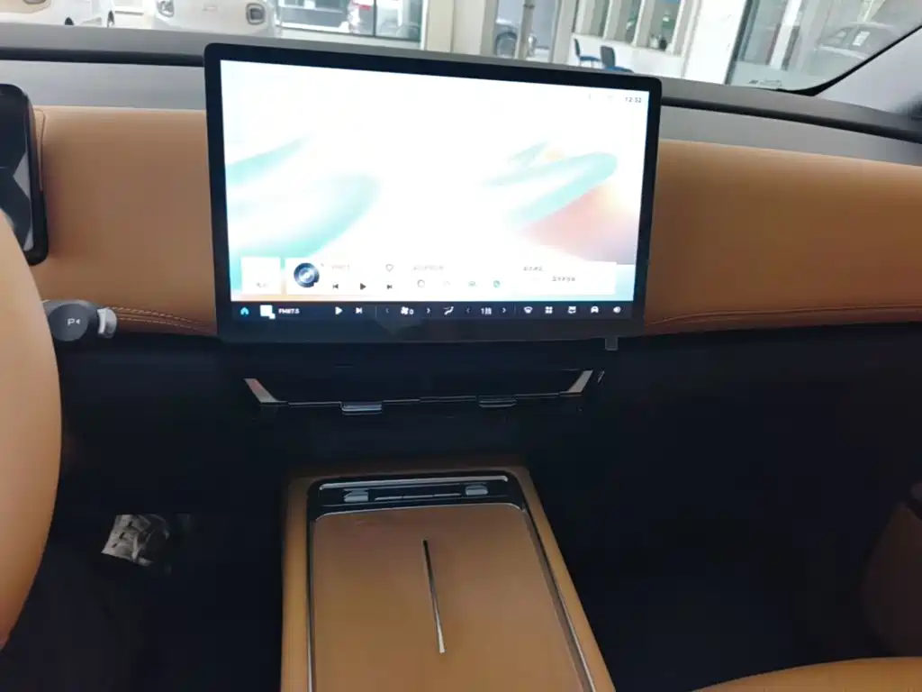 Wuling Xingguang 730 New Energy — миниатюра 13