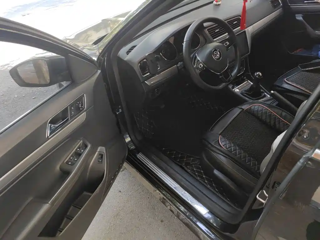 Volkswagen Lavida — миниатюра 12
