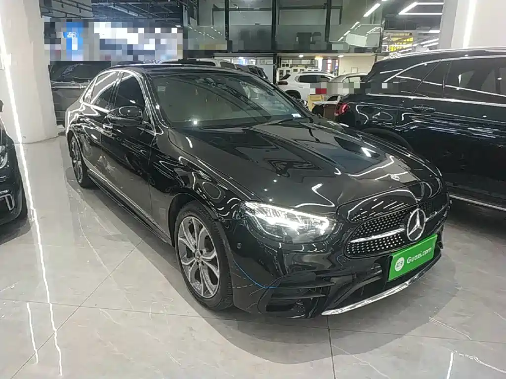 Mercedes-Benz E-Class — миниатюра 4