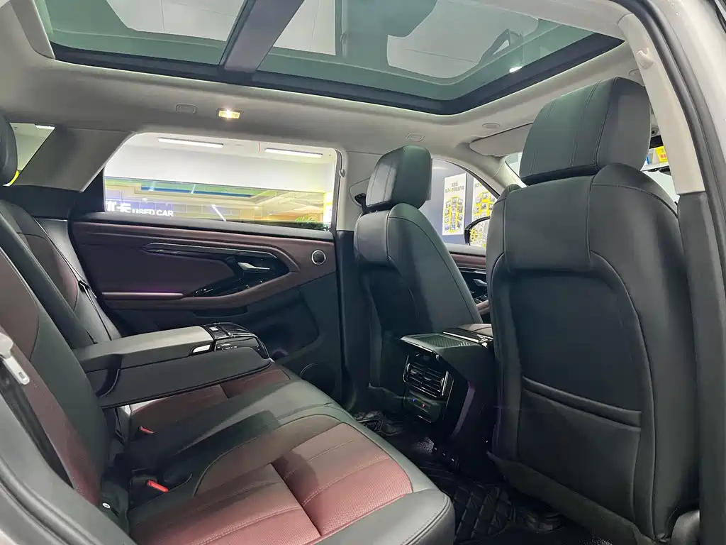 Land Rover Evoque — миниатюра 18