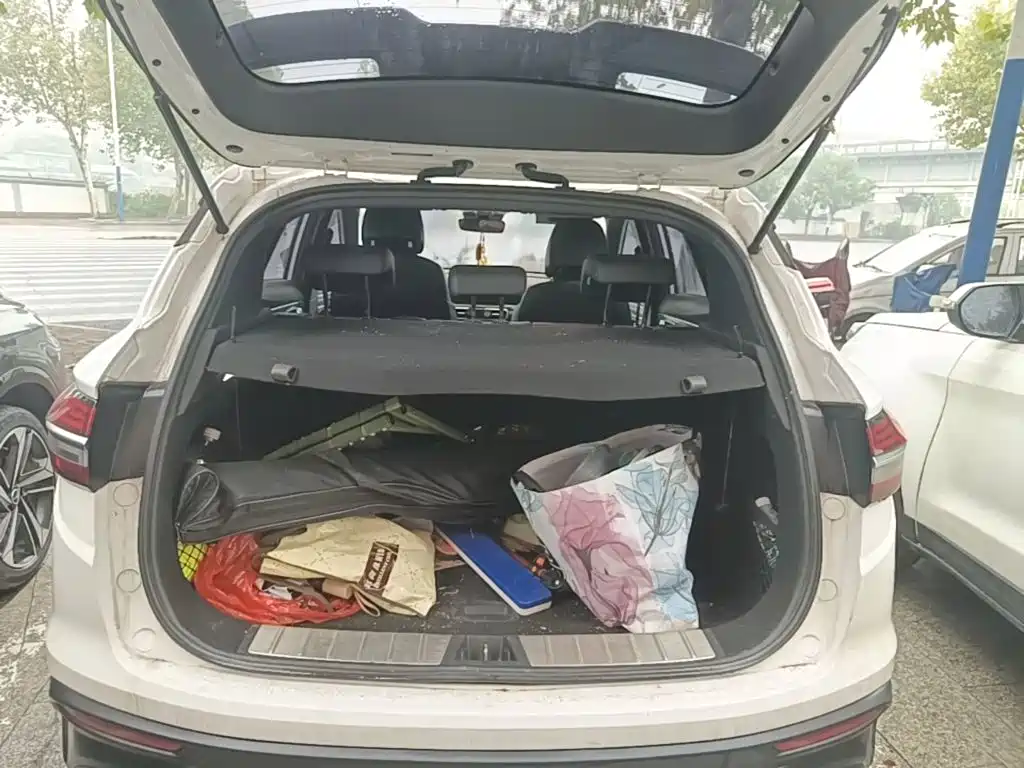 Geely Binyue — миниатюра 19