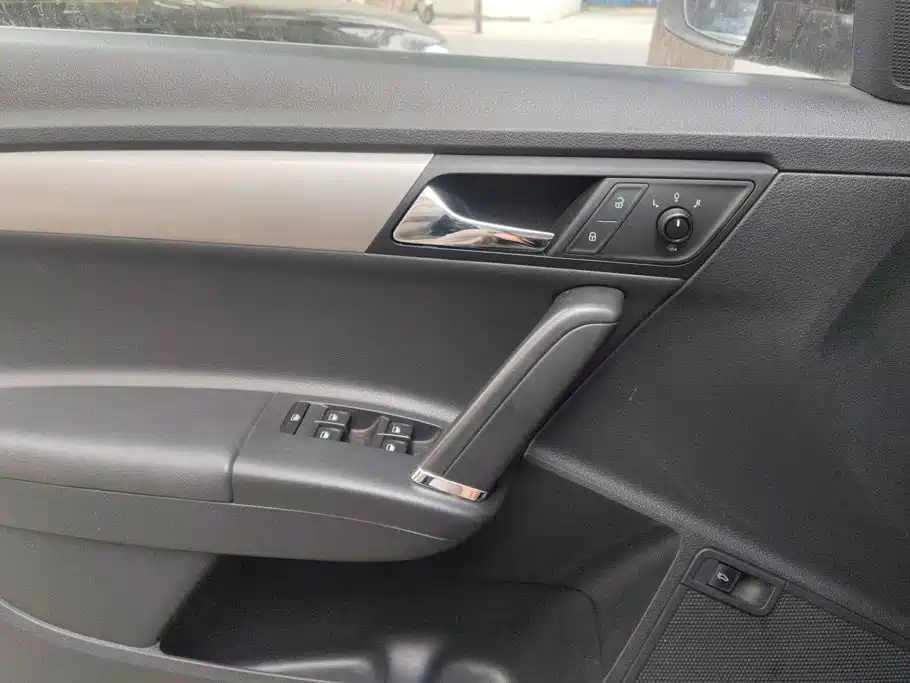 Volkswagen Lavida — миниатюра 7