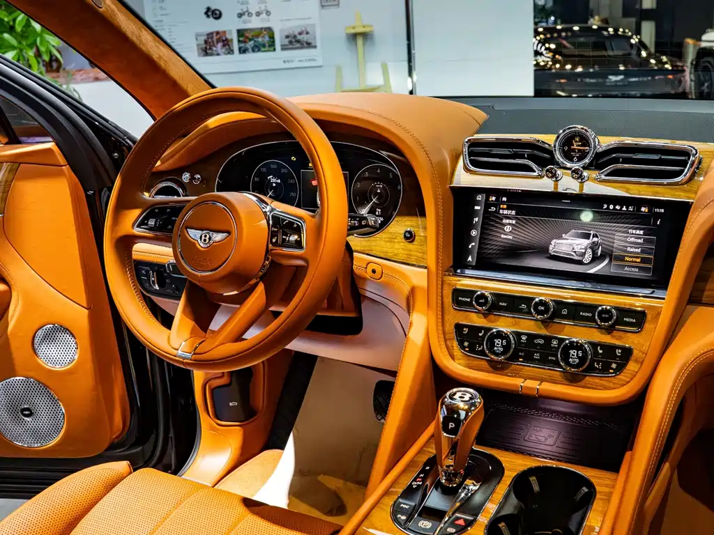 Bentley Bentayga — миниатюра 8