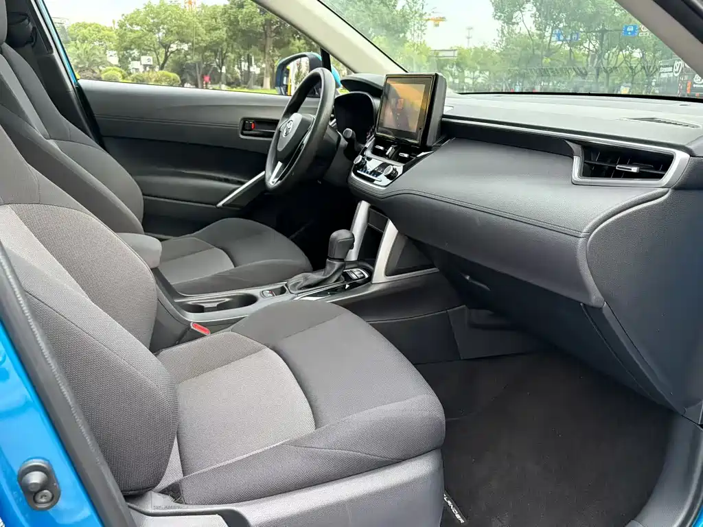 Toyota Frontlander 2022 2.0L CVT Lead