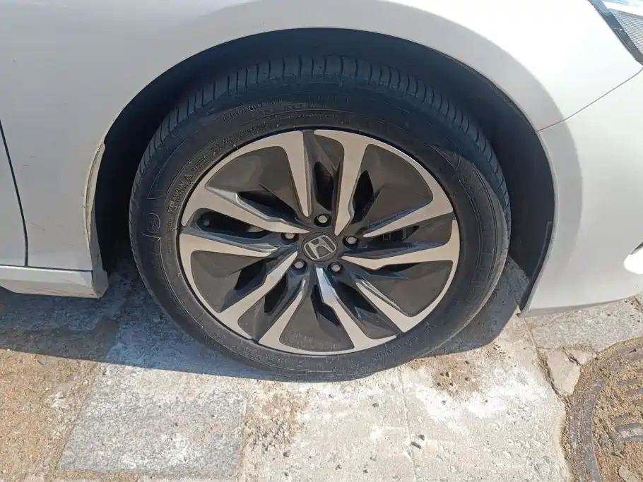 Honda Accord — миниатюра 6
