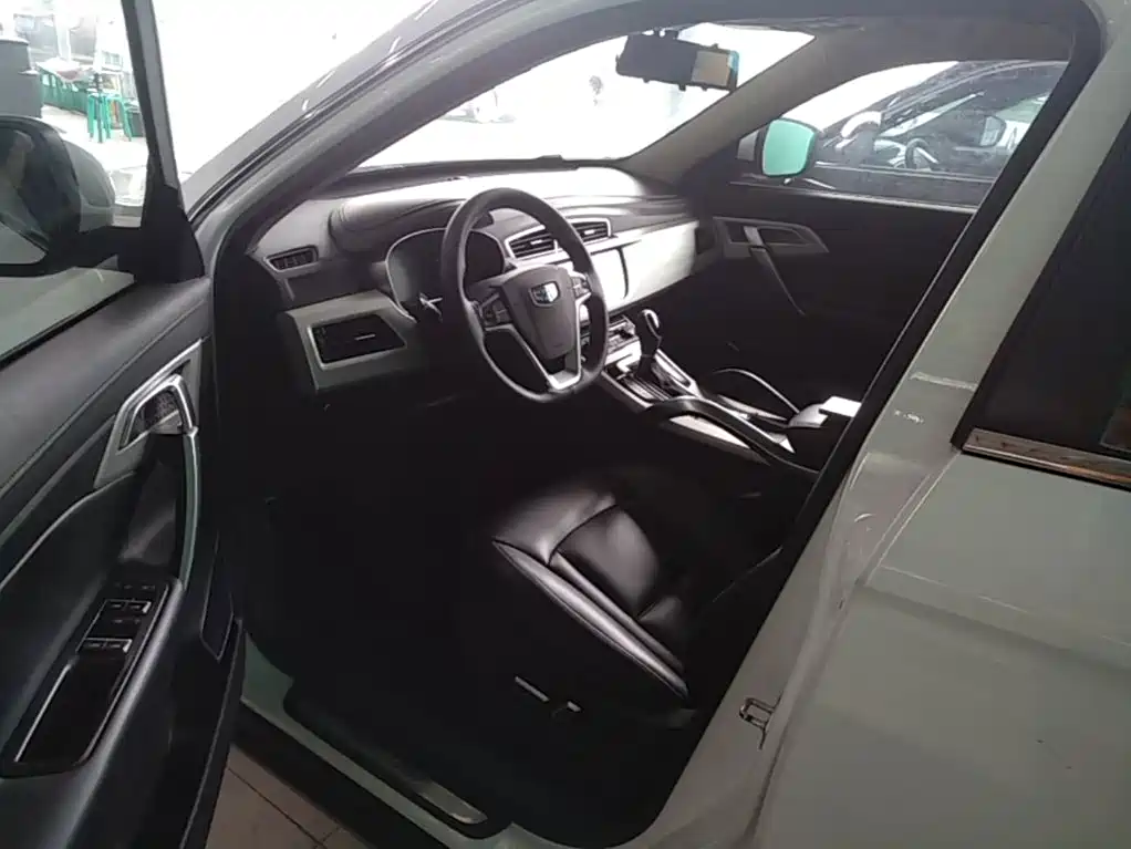 Geely Boyue — миниатюра 16