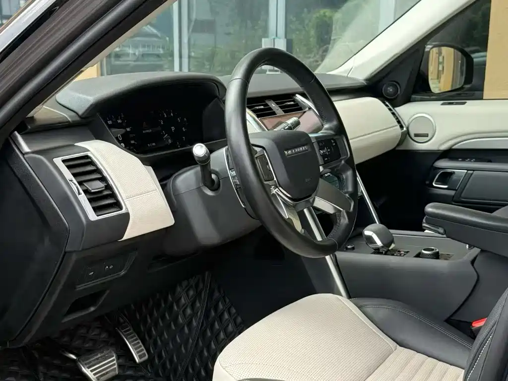 Land Rover Discovery — миниатюра 4