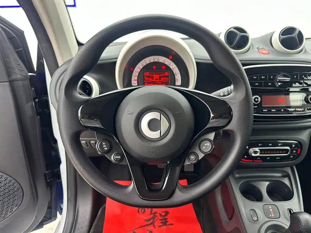 Smart fortwo 1.0L 52 kW Hardtop Lively Edition China V, фото 11