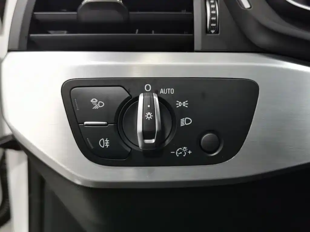 Audi A4L — миниатюра 21