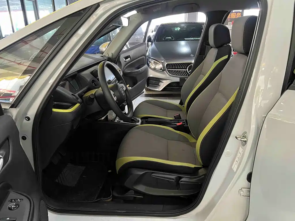 Honda Fit — миниатюра 5