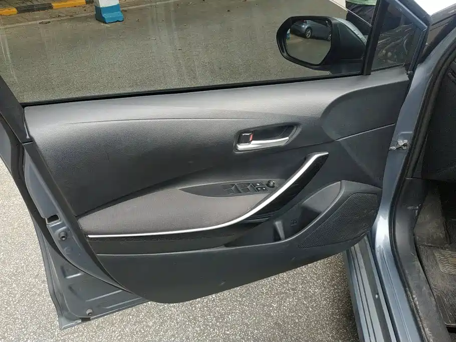 Toyota Corolla — миниатюра 7