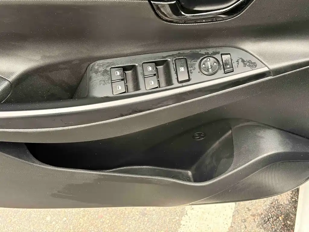 Hyundai Elantra — миниатюра 9