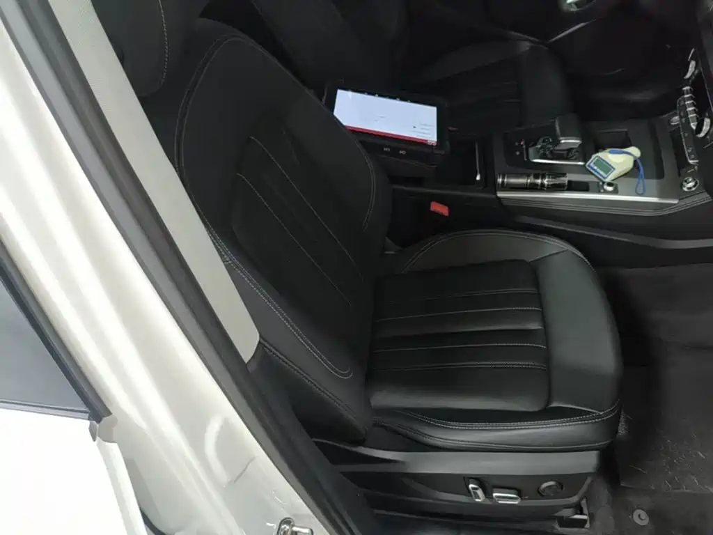 Audi Q5L — миниатюра 25