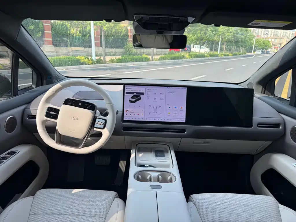 Li Auto i6 2025 Standard