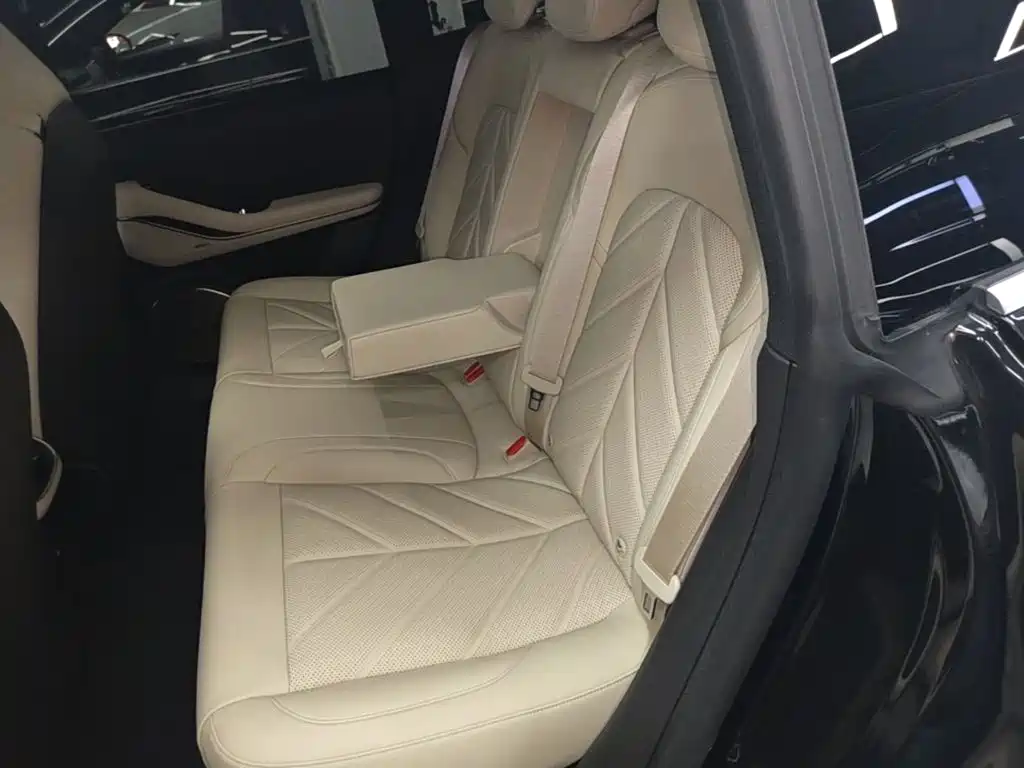 NIO ET5T — миниатюра 17