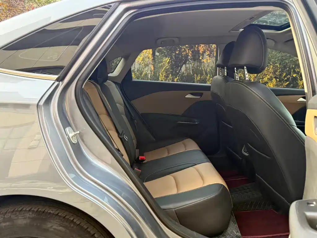 Chevrolet Monza — миниатюра 11