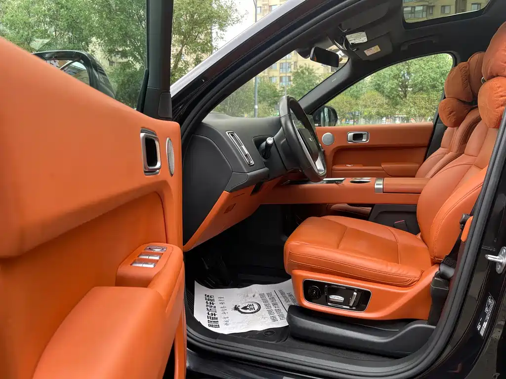 Li Auto Li L8 — миниатюра 7