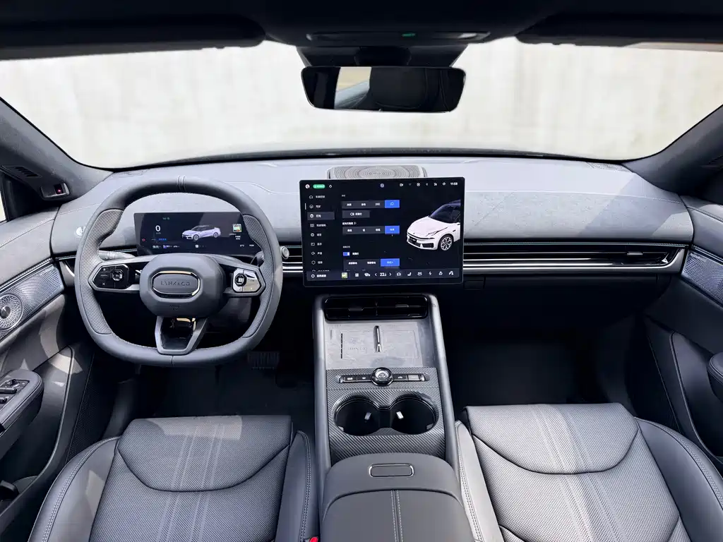 Lynk & Co 领克07GT — миниатюра 15