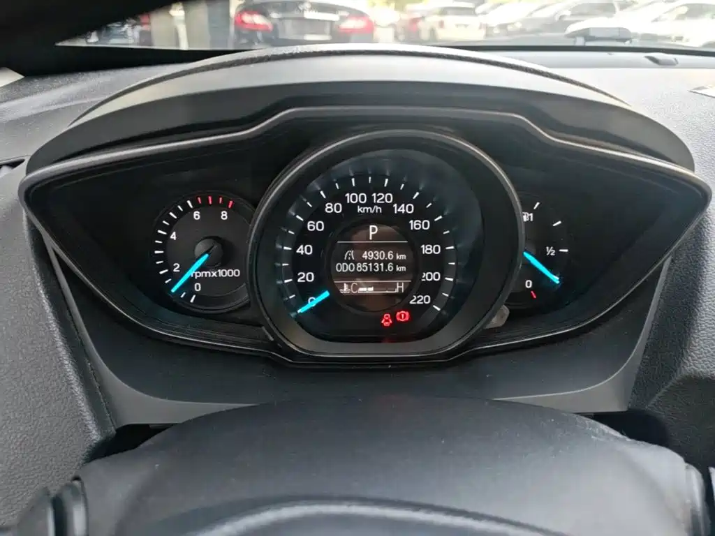 Ford Escort — миниатюра 12