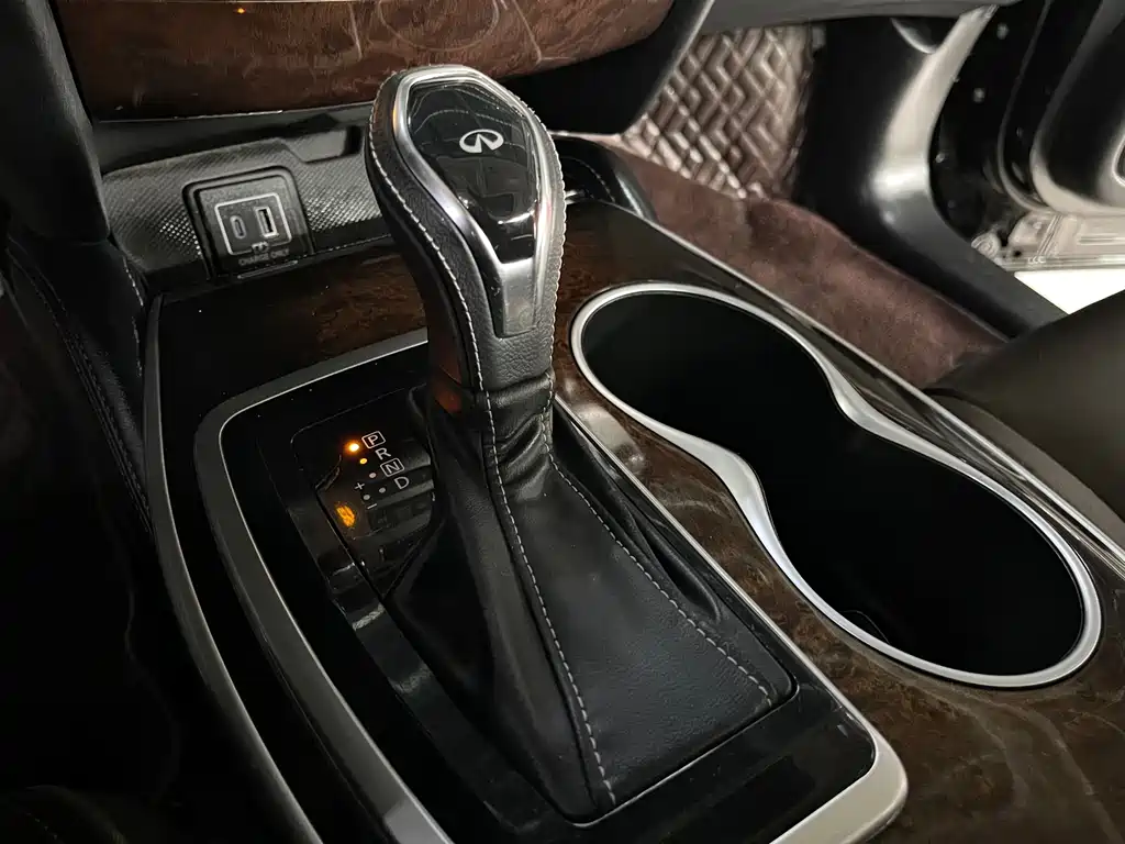 Infiniti QX60 (Import) — миниатюра 17