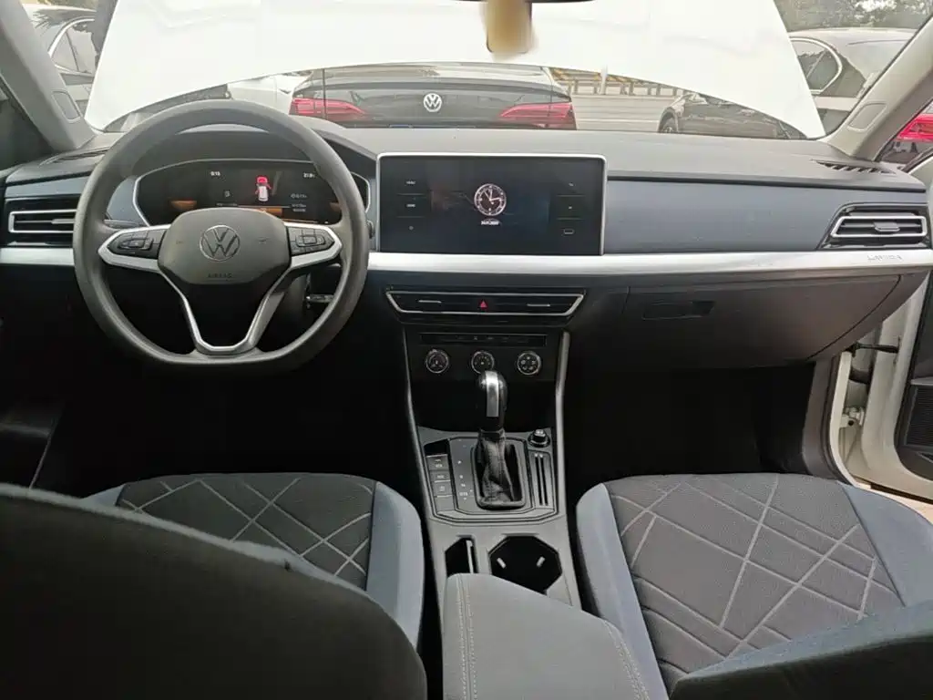 Volkswagen Lavida — миниатюра 10