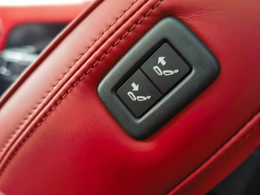 Land Rover Sport — миниатюра 32