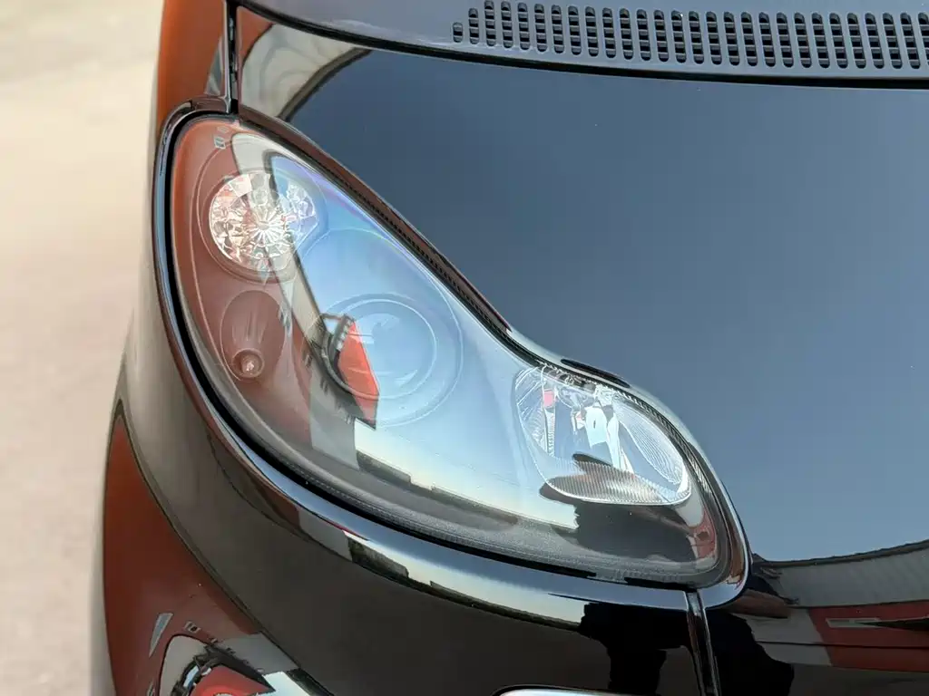 smart Smart Fortwo — миниатюра 3
