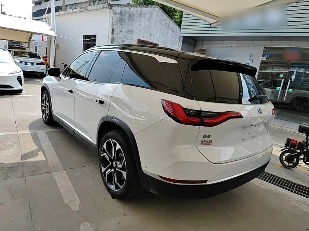 NIO ES8 — миниатюра 5