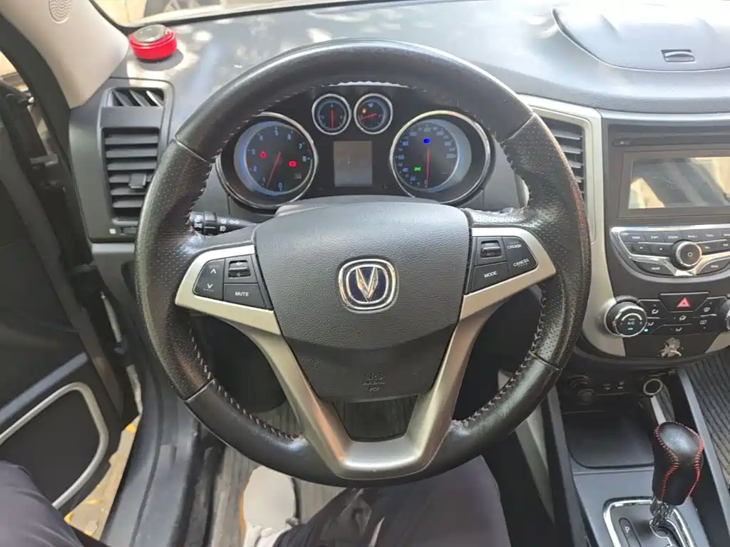Changan CS35 — миниатюра 11