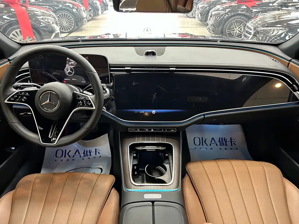 Mercedes-Benz E-Class — миниатюра 10