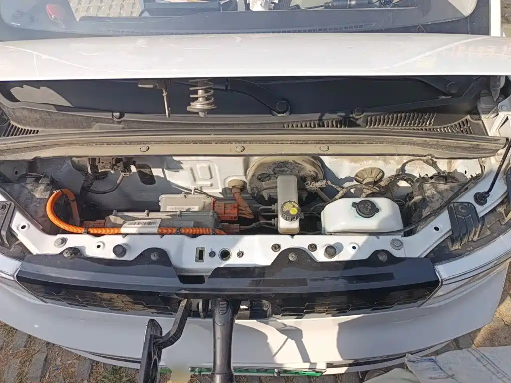 Wuling MINIEV — миниатюра 16