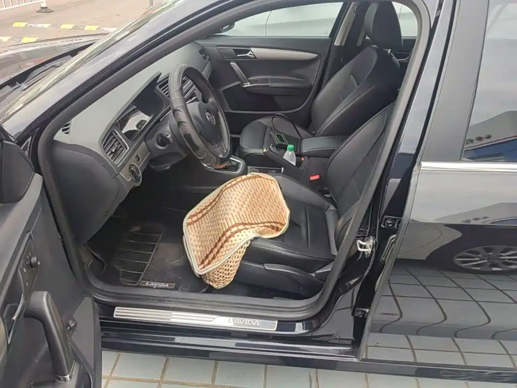 Volkswagen Lavida — миниатюра 20