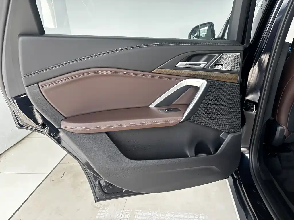 BMW X1 — миниатюра 24
