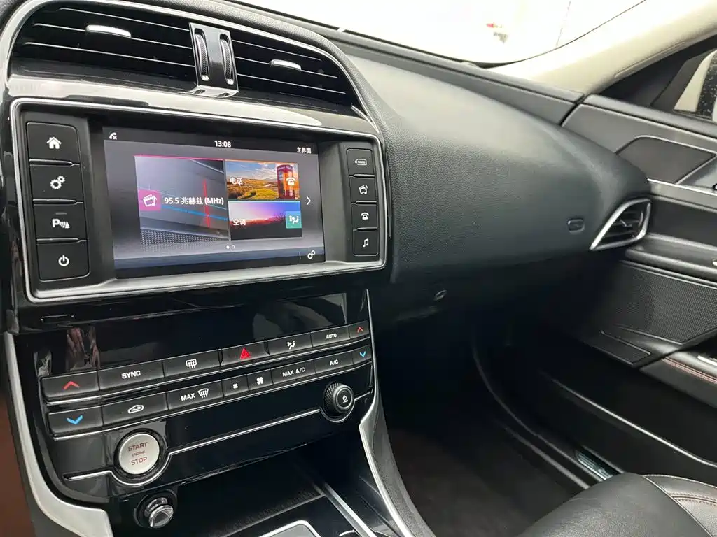 Jaguar XEL — миниатюра 10