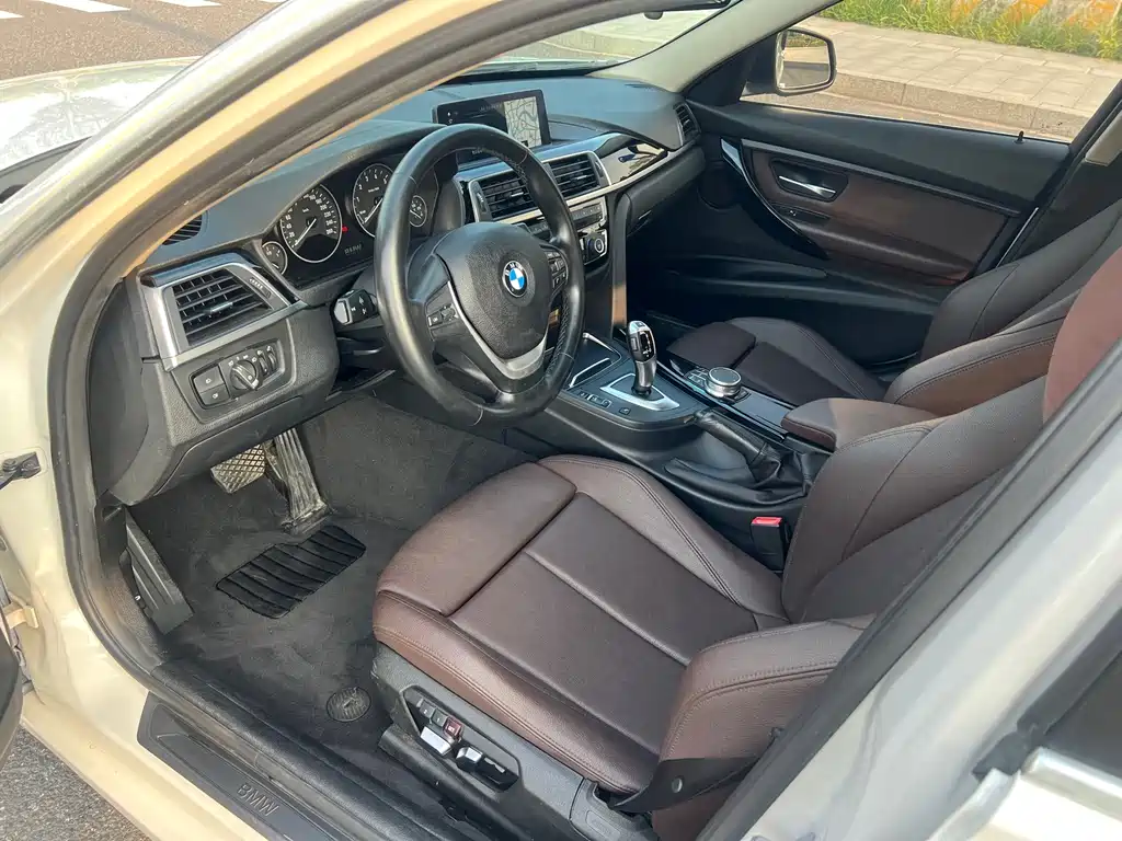 BMW 3 Series — миниатюра 9